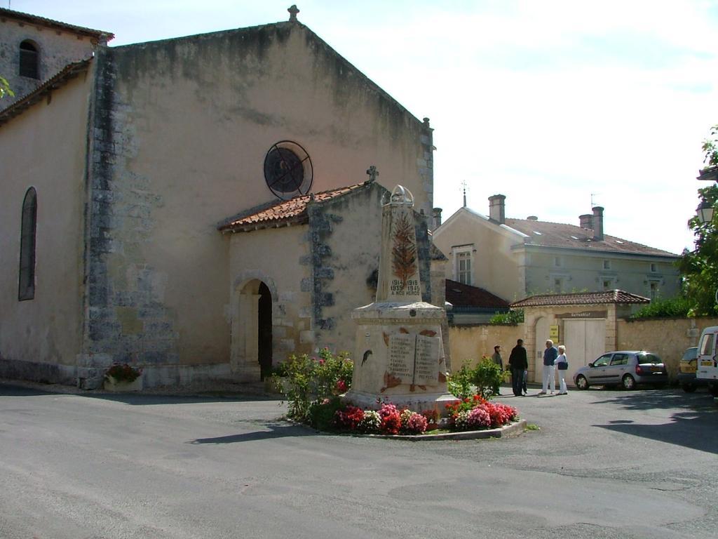 Le Petit Lavoir Saint-Paul-Lizonne 외부 사진