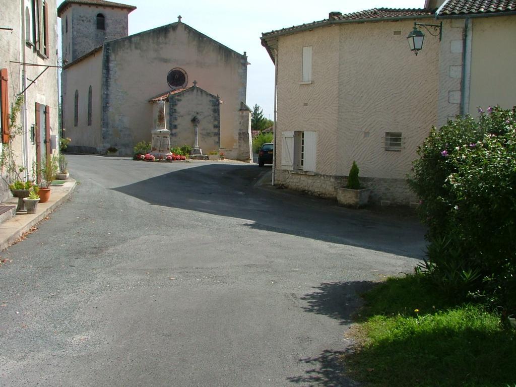 Le Petit Lavoir Saint-Paul-Lizonne 외부 사진